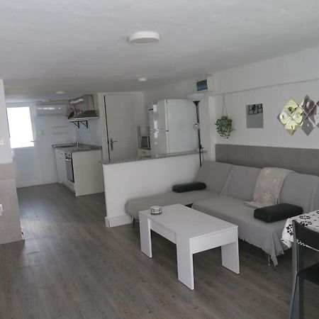 A 50 Metros Del Mar Apartment Oliva Bagian luar foto