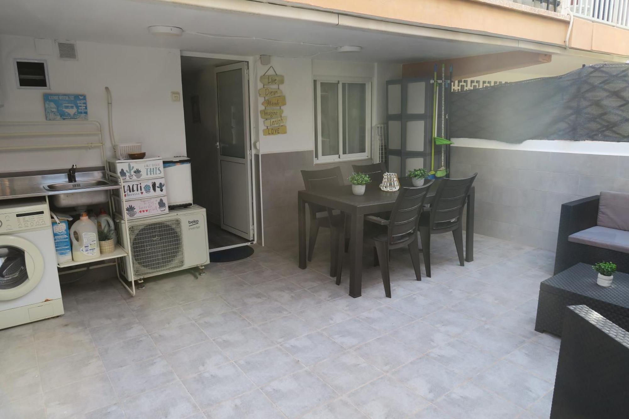 A 50 Metros Del Mar Apartment Oliva Bagian luar foto