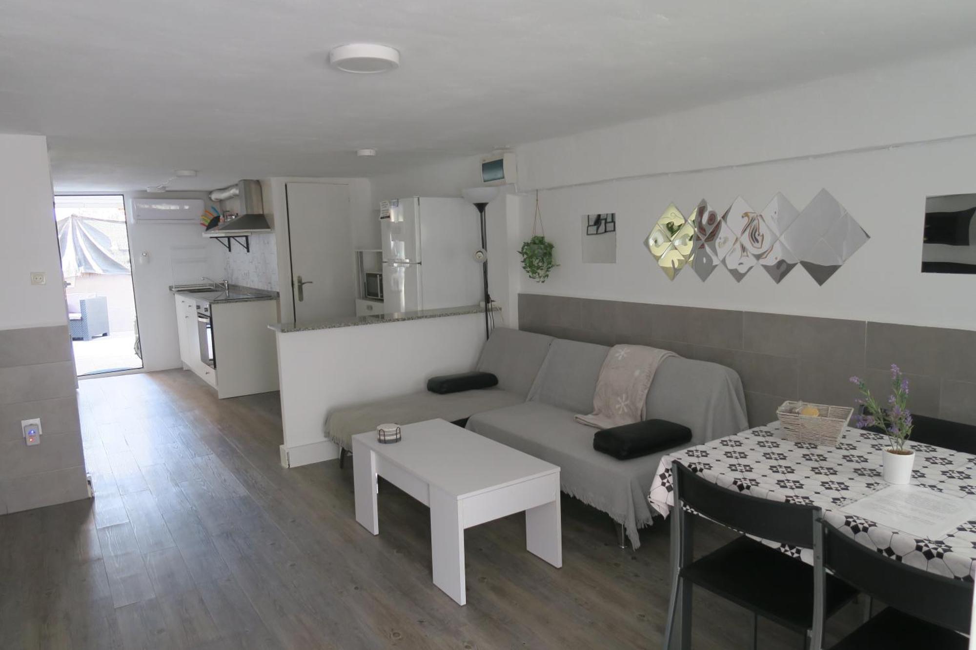 A 50 Metros Del Mar Apartment Oliva Bagian luar foto